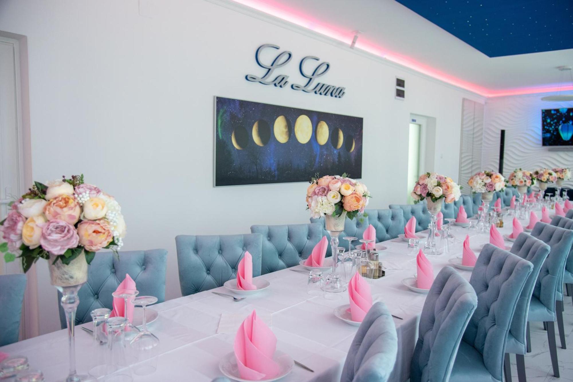 La Luna Premium Deluxe Apartment With Free Jacuzzi, Bikes & Covered Parking Nasice Exterior foto